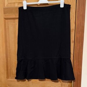 Elegant Black Pencil Skirt with Ruffle